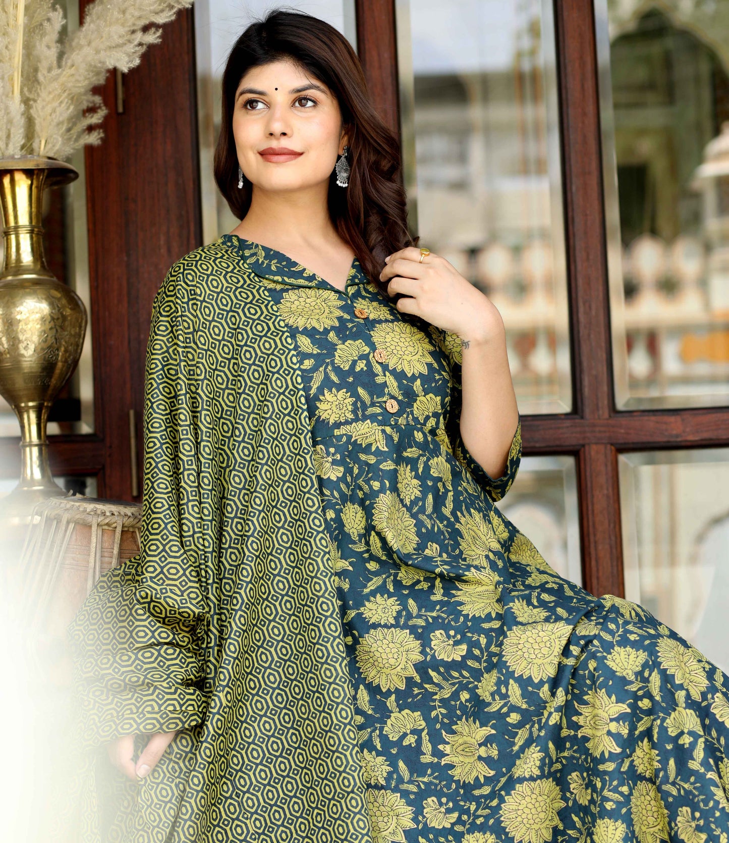 Women's Green Pure Cotton Printed Anarkali Kurta With Gold Print Dupatta - Miravan