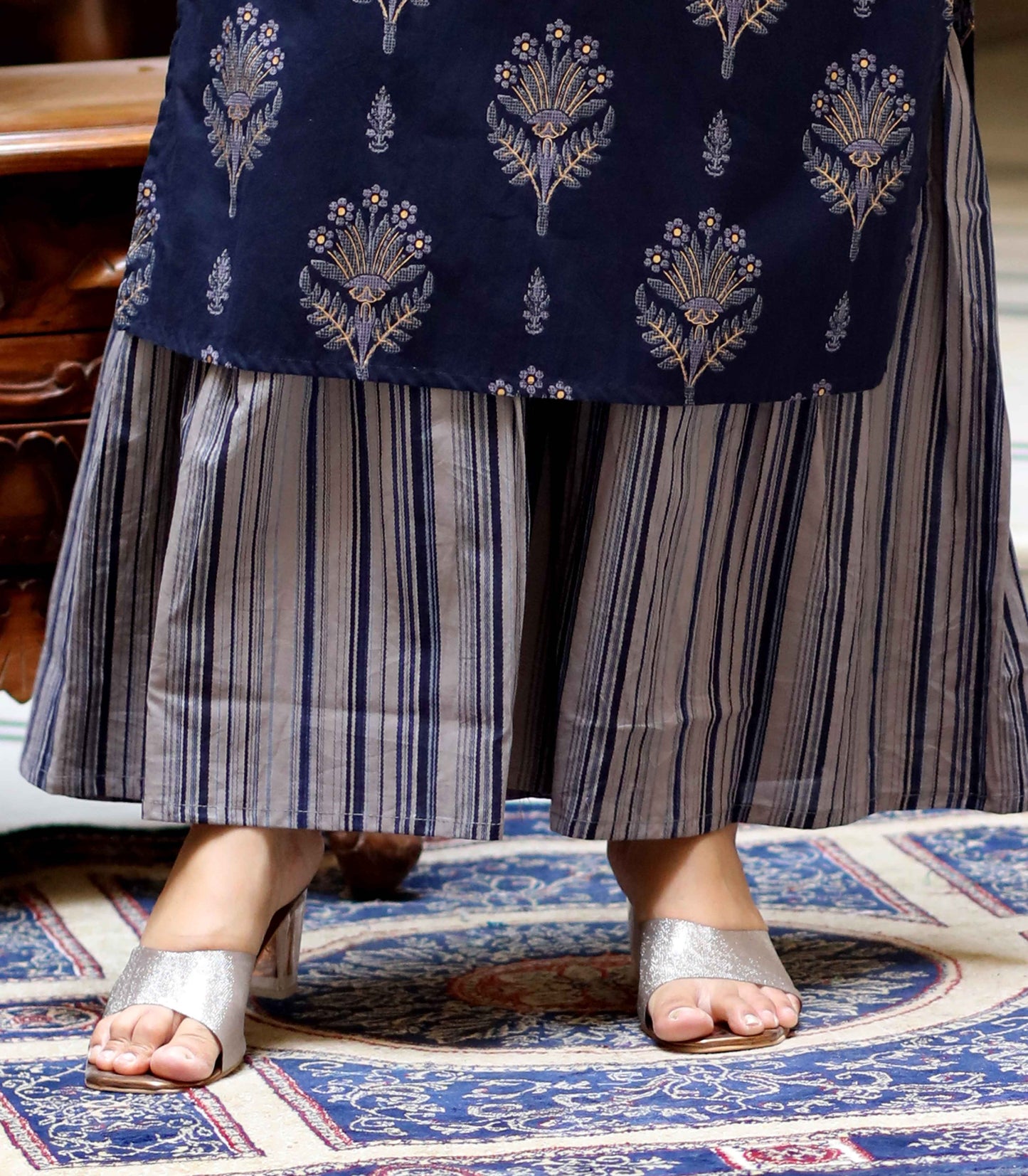 Women's Blue & Grey Printed Pure Cotton Kurta With Sharara - Miravan