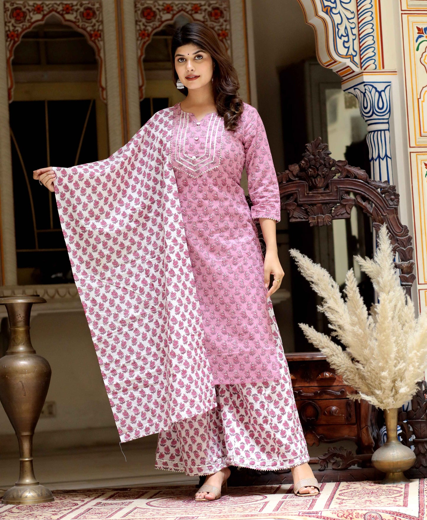 Women's Pink Cotton Kurta With Palazzo & Dupatta Set - Miravan