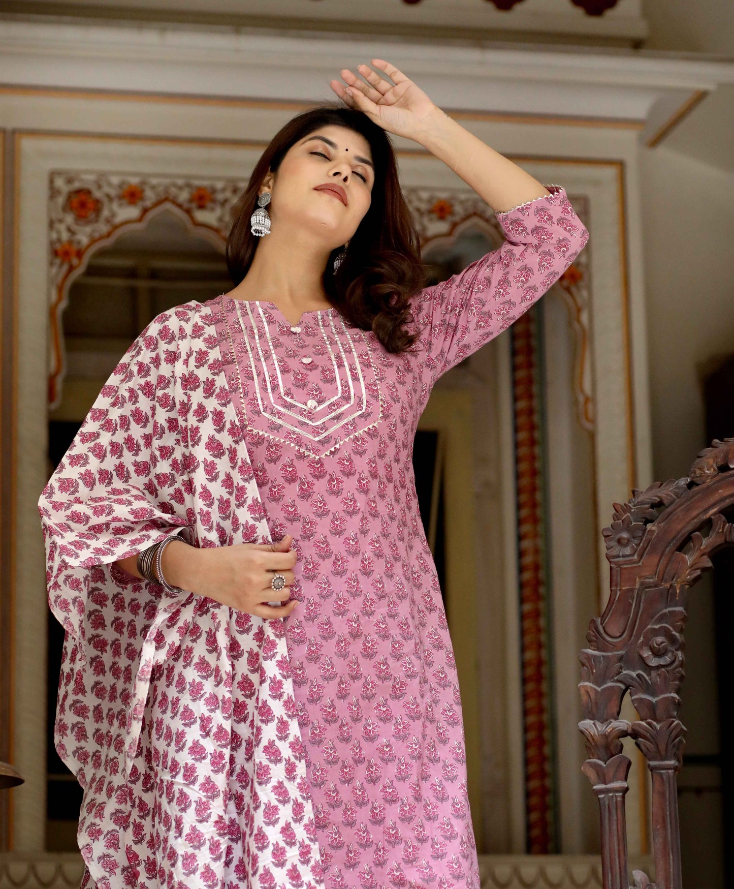 Women's Pink Cotton Kurta With Palazzo & Dupatta Set - Miravan