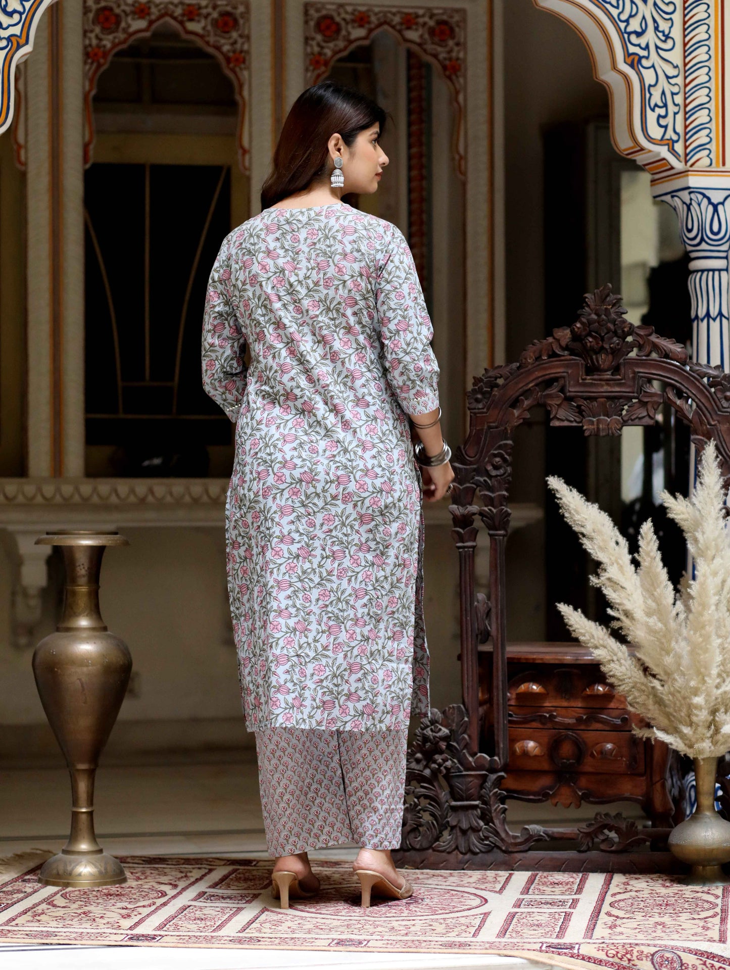 Women's Blue Cotton Floral Printed Straight Kurta Palazzo - Miravan
