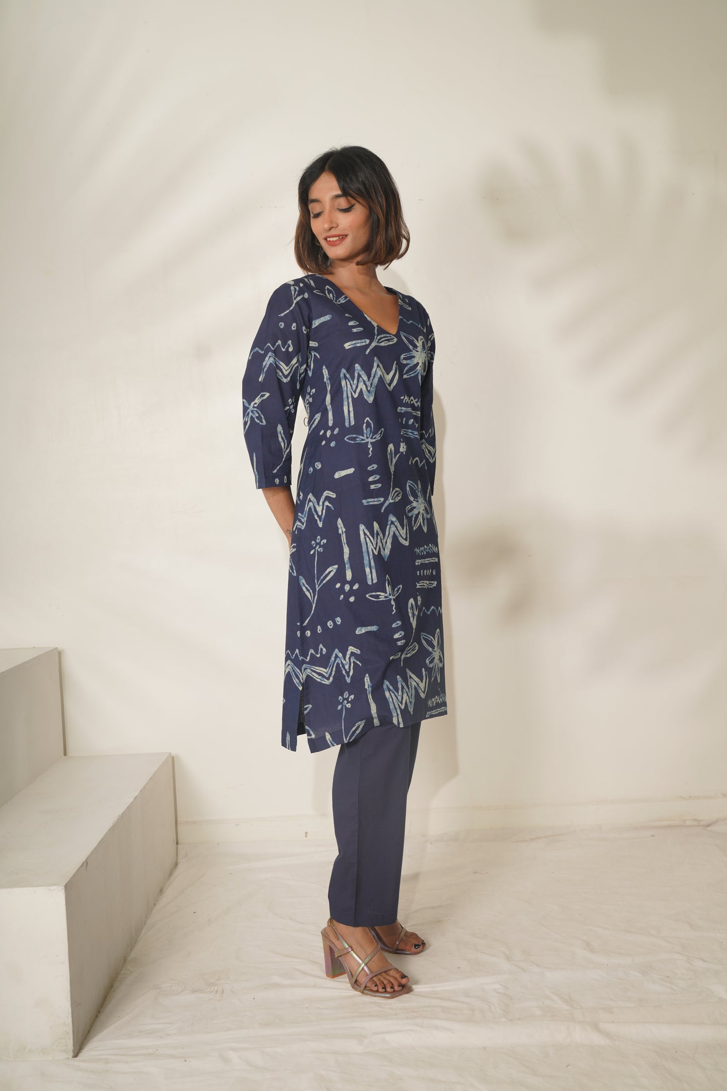 Miravan Womens Abstract Printed Cotton Blue Co-Ord Set