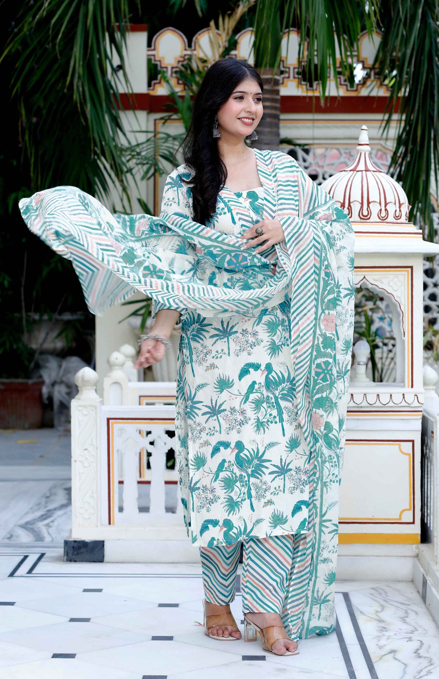 Women's Light Green Scenic Birds And Leaf Straight Pakistani Style Suit Set - Miravan