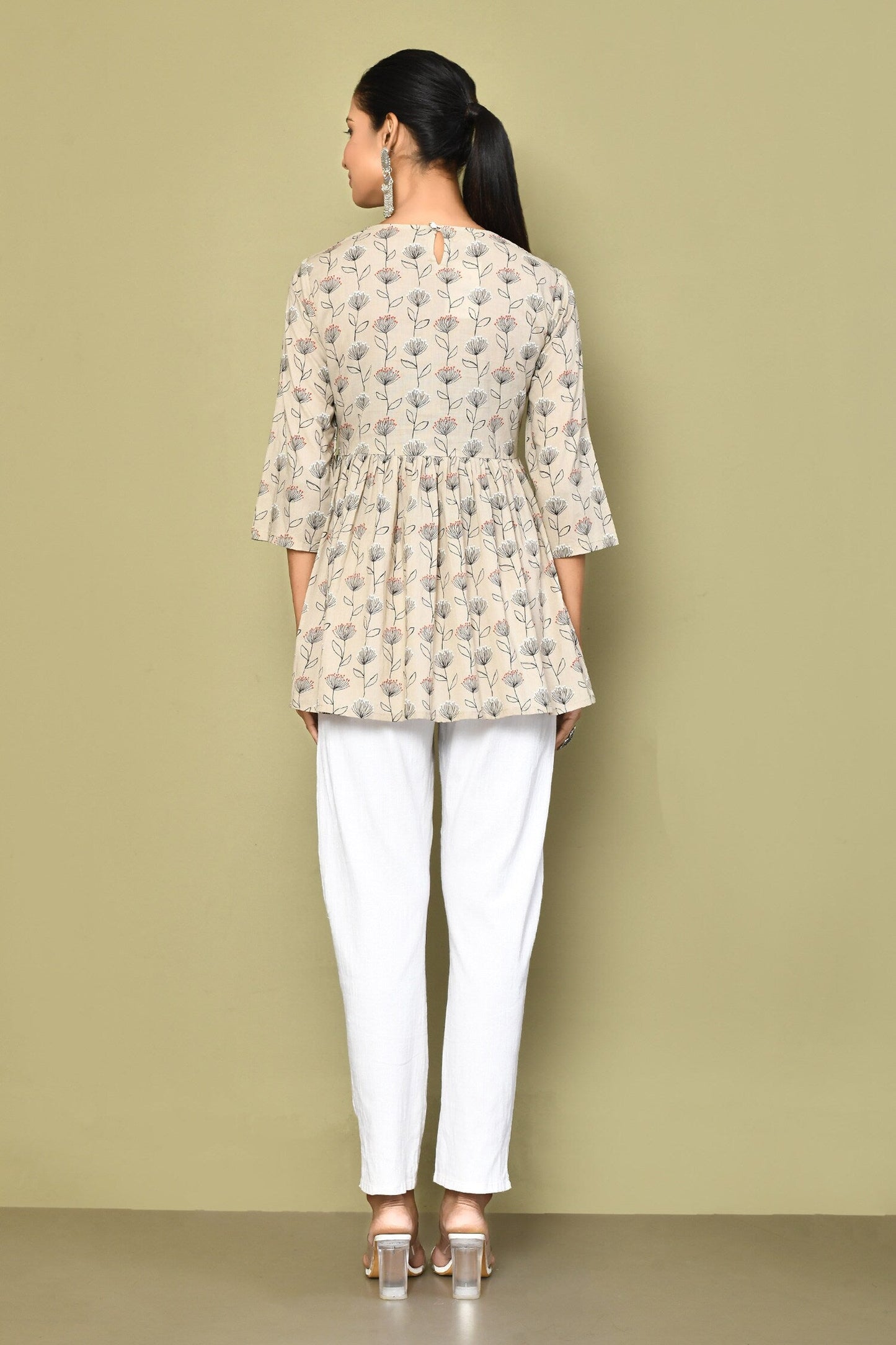 Color_Beige