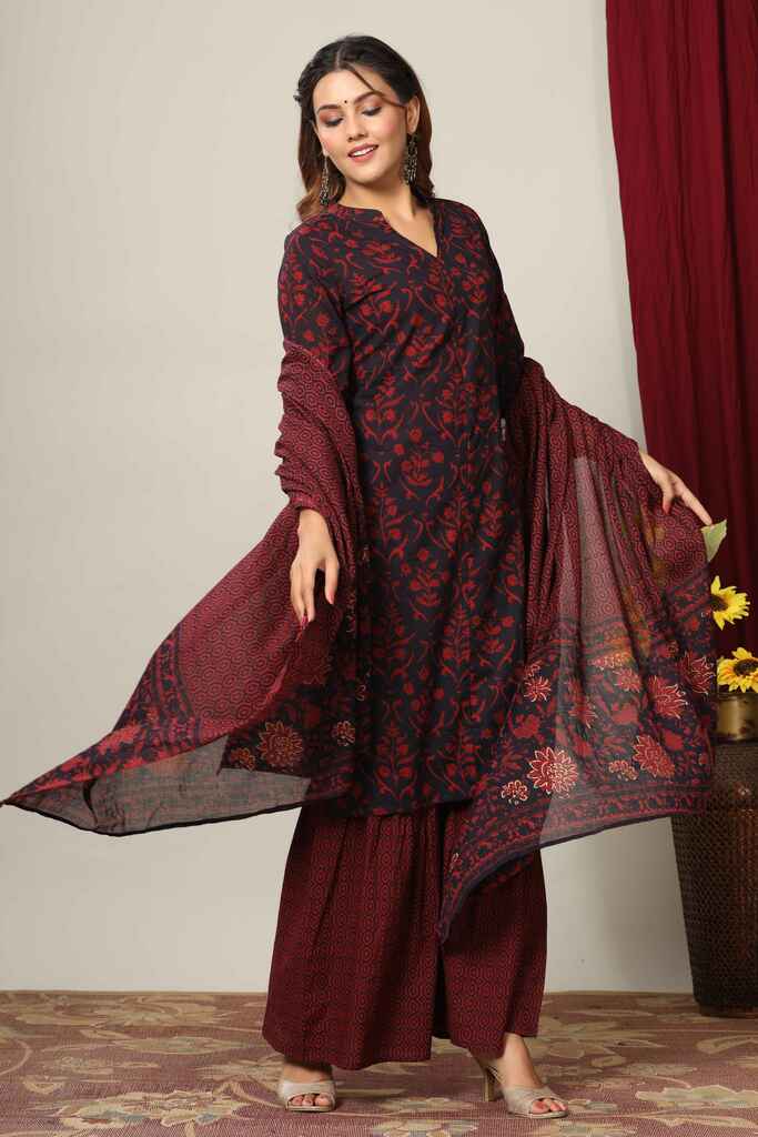 Color_Maroon