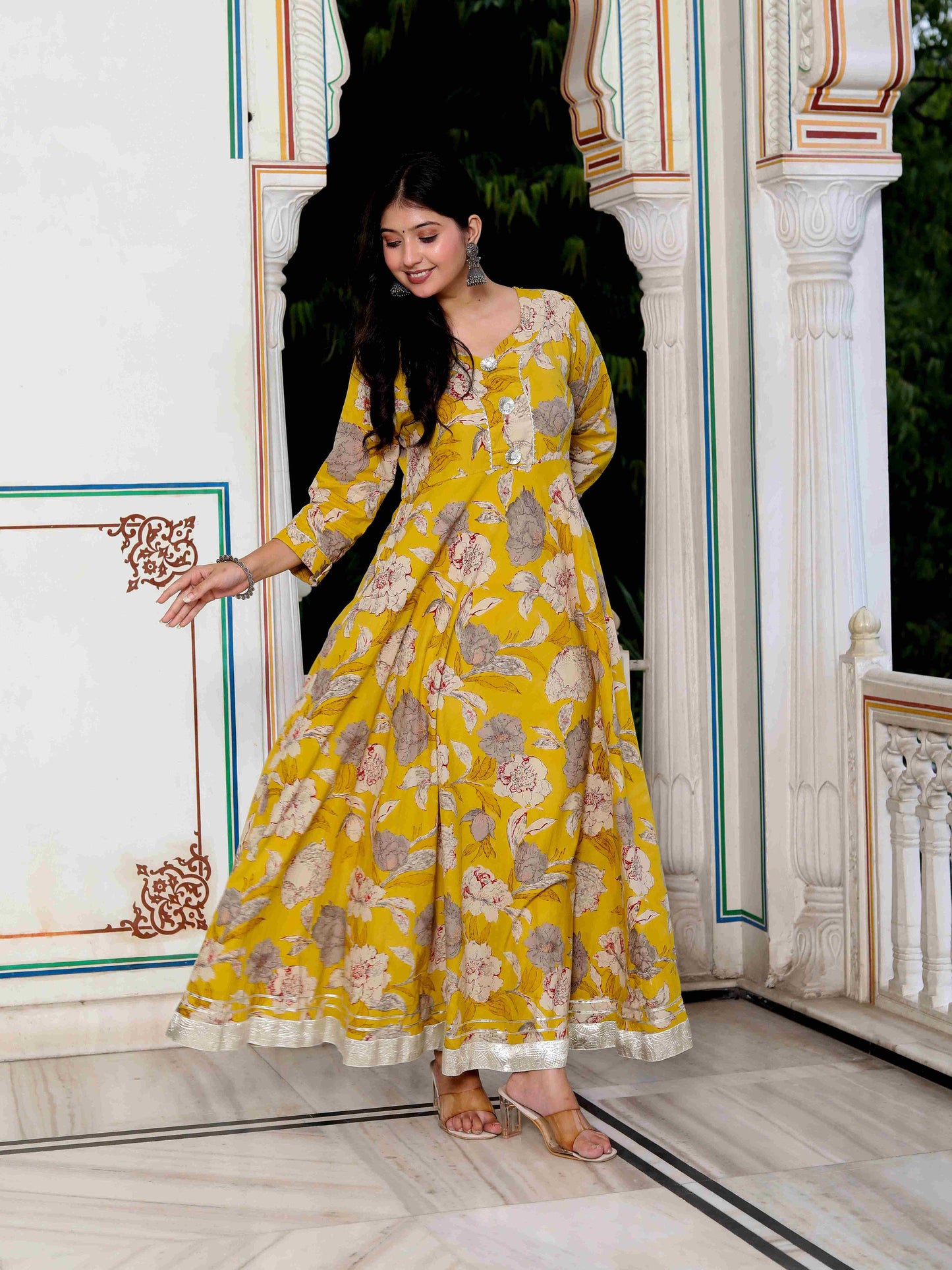 Women's Cotton Gotapatti And Lace Border Details Floral Printed Yellow Anarkali Kurta - Miravan