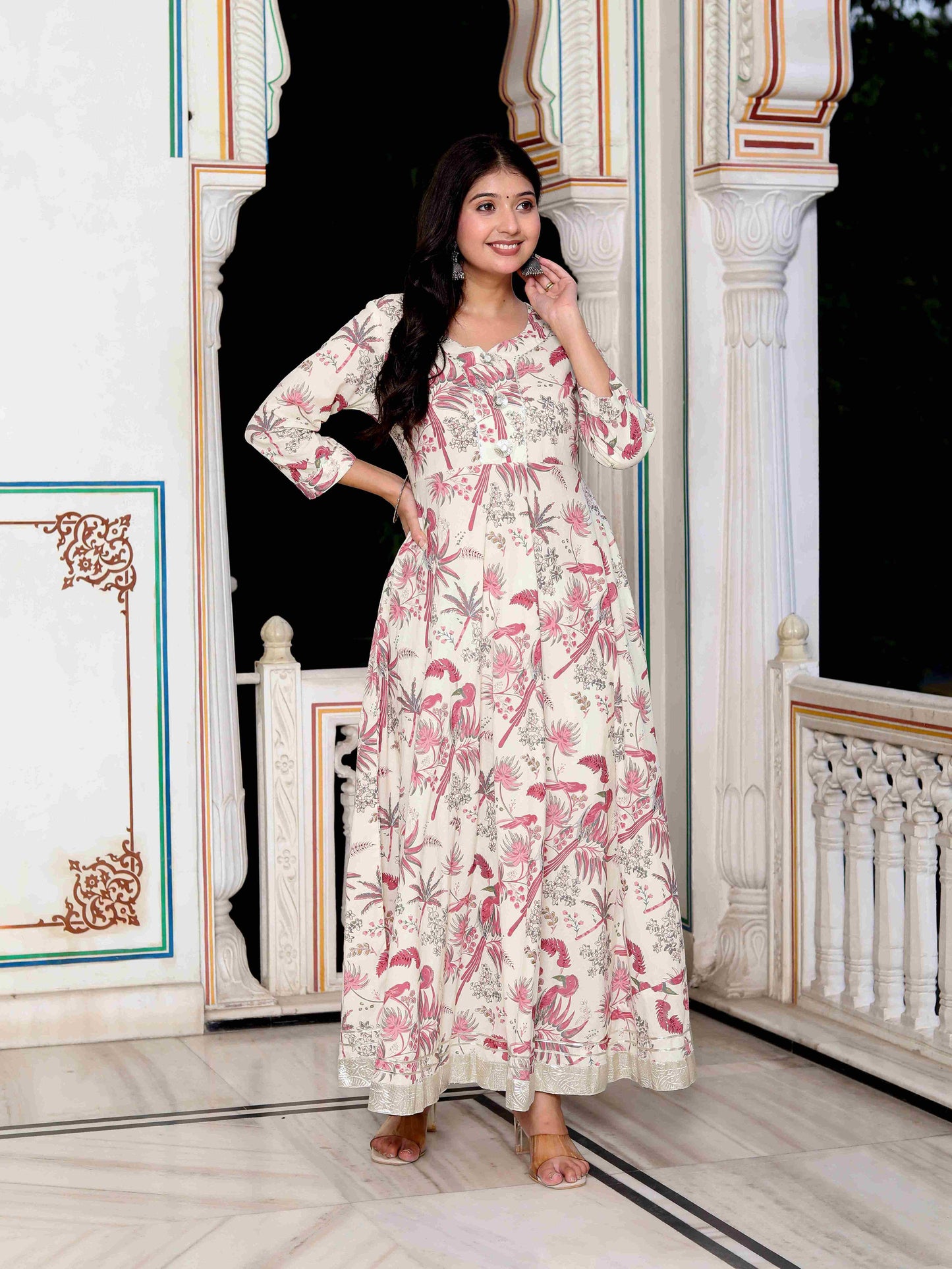 Women's Light Pink Cotton Gotapatti Birds And Leaf Floral Printed Anarkali Kurta - Miravan