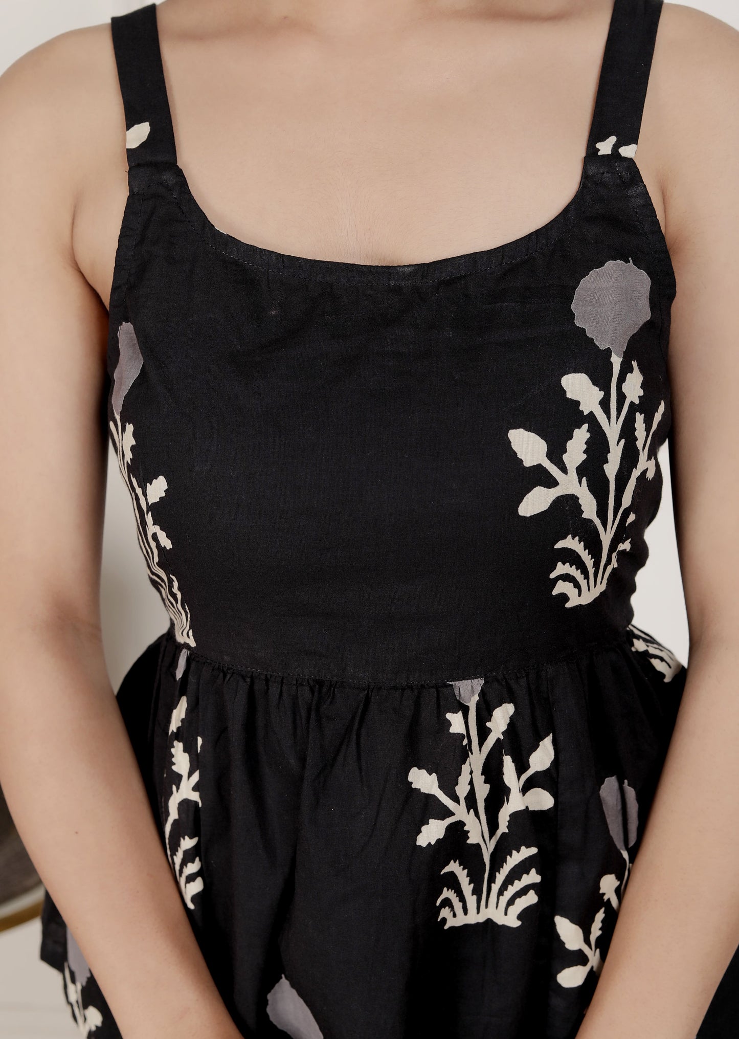 Miravan Womens Floral Printed Black pure cotton Kurti with Palazzo