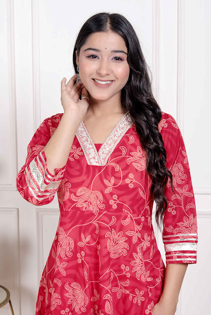 Miravan Women's red Embroidered Anarkali Kurta and Dupatta 