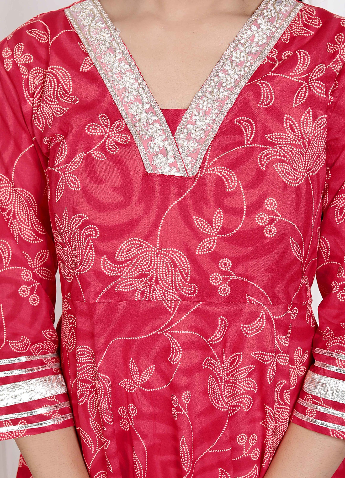 Miravan Women's red Embroidered Anarkali Kurta and Dupatta 