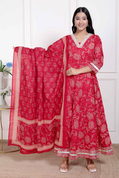 Miravan Women's red Embroidered Anarkali Kurta and Dupatta 