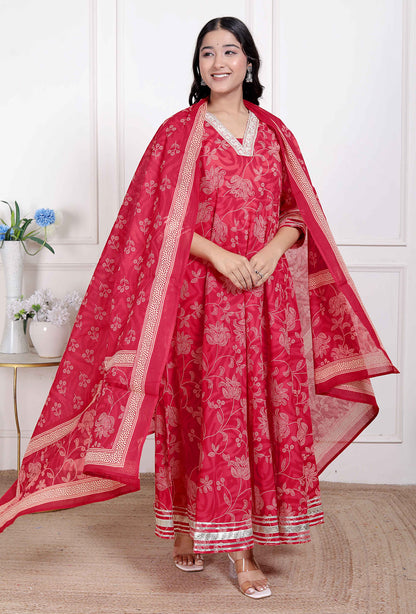 Miravan Women's red Embroidered Anarkali Kurta and Dupatta 