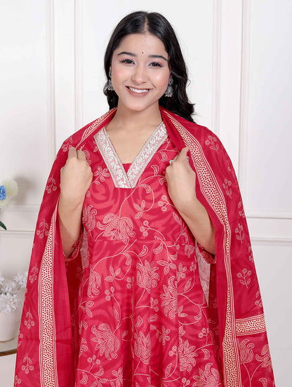Miravan Women's red Embroidered Anarkali Kurta and Dupatta 
