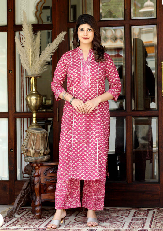 Women's Pink Floral Printed Cotton Kurta With Palazzo  - Miravan