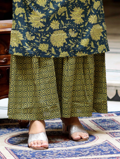 Women's Green & Yellow Floral Printed Pure Cotton Kurta With Sharara - Miravan