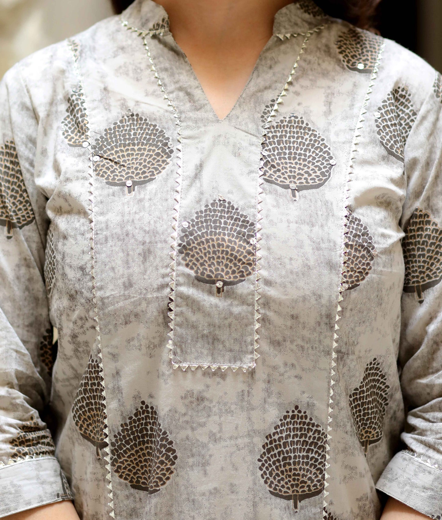 Women's Beige Pure Cotton Printed Straight Kurta And Palazzo - Miravan