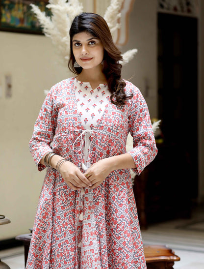 Miravan Women's Cotton Floral Printed Layered Kurta with Jacket