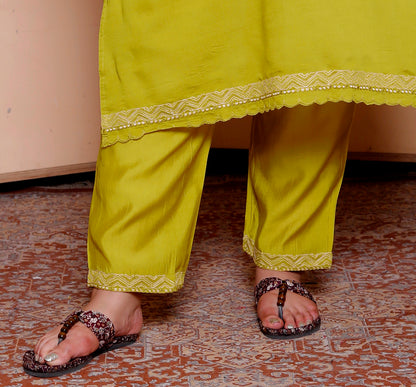 Miravan Womens Plus Size Muslin Yellow  Kurta and Palazzo with Dupatta Set
