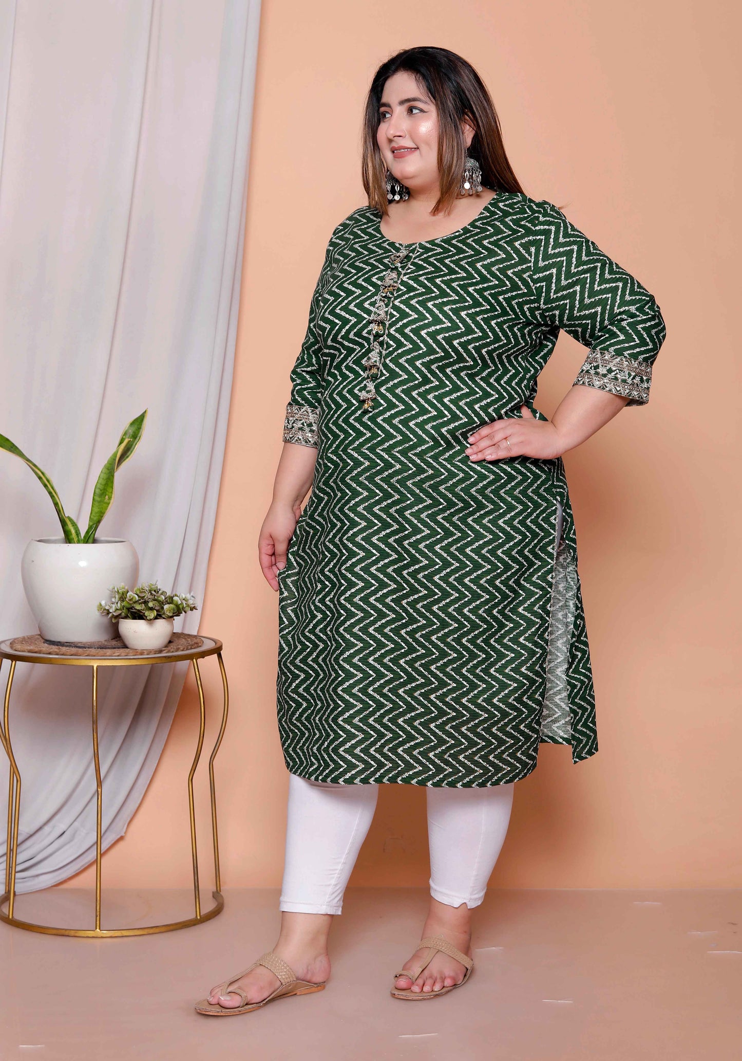 Miravan Womens Plus size Green Zigzag  Print Embroidery Rayon Straight Kurti