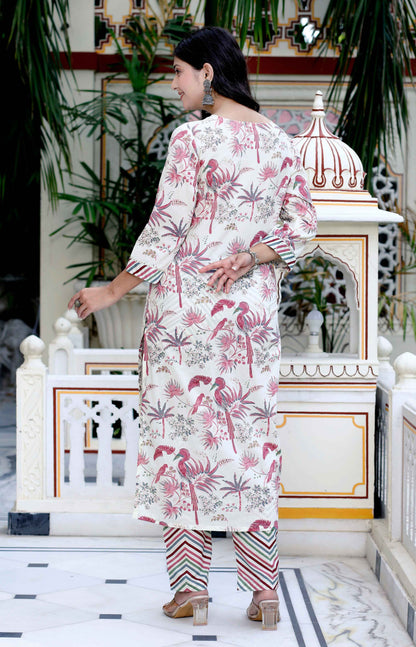 Women's Cotton Light Pink Scenic Birds And Leaf Straight Pakistani Style Suit Set - Miravan