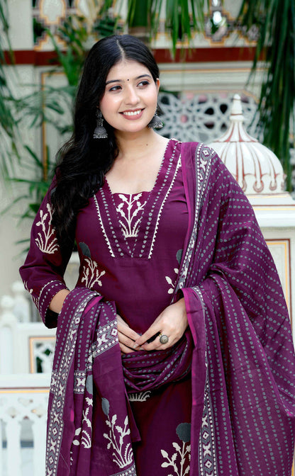 Women's Cotton Fabric Purple Kurta With Palazzo And Dupatta - Miravan