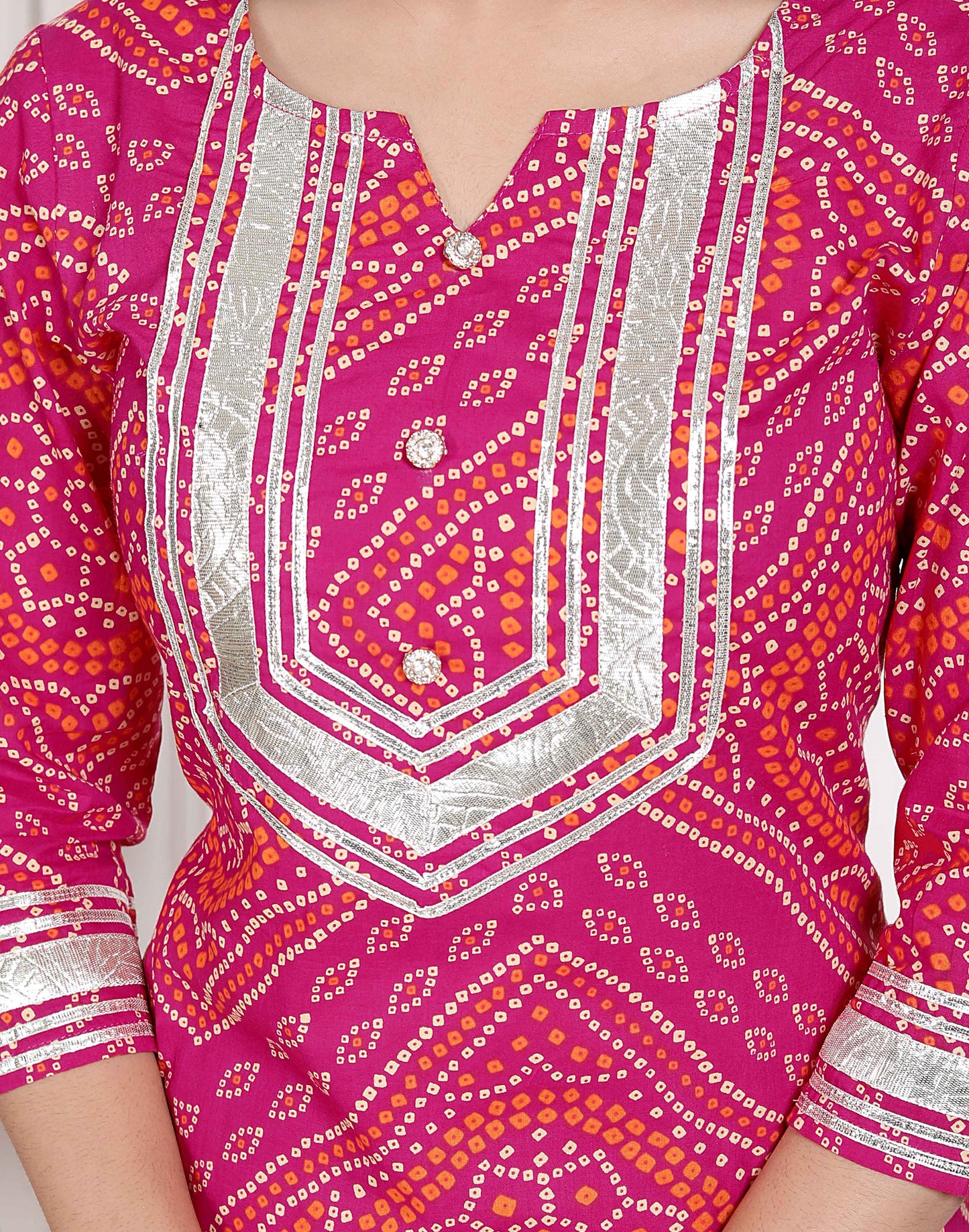 Miravan Women's Embellished ethnic cotton Kurta with palazzo