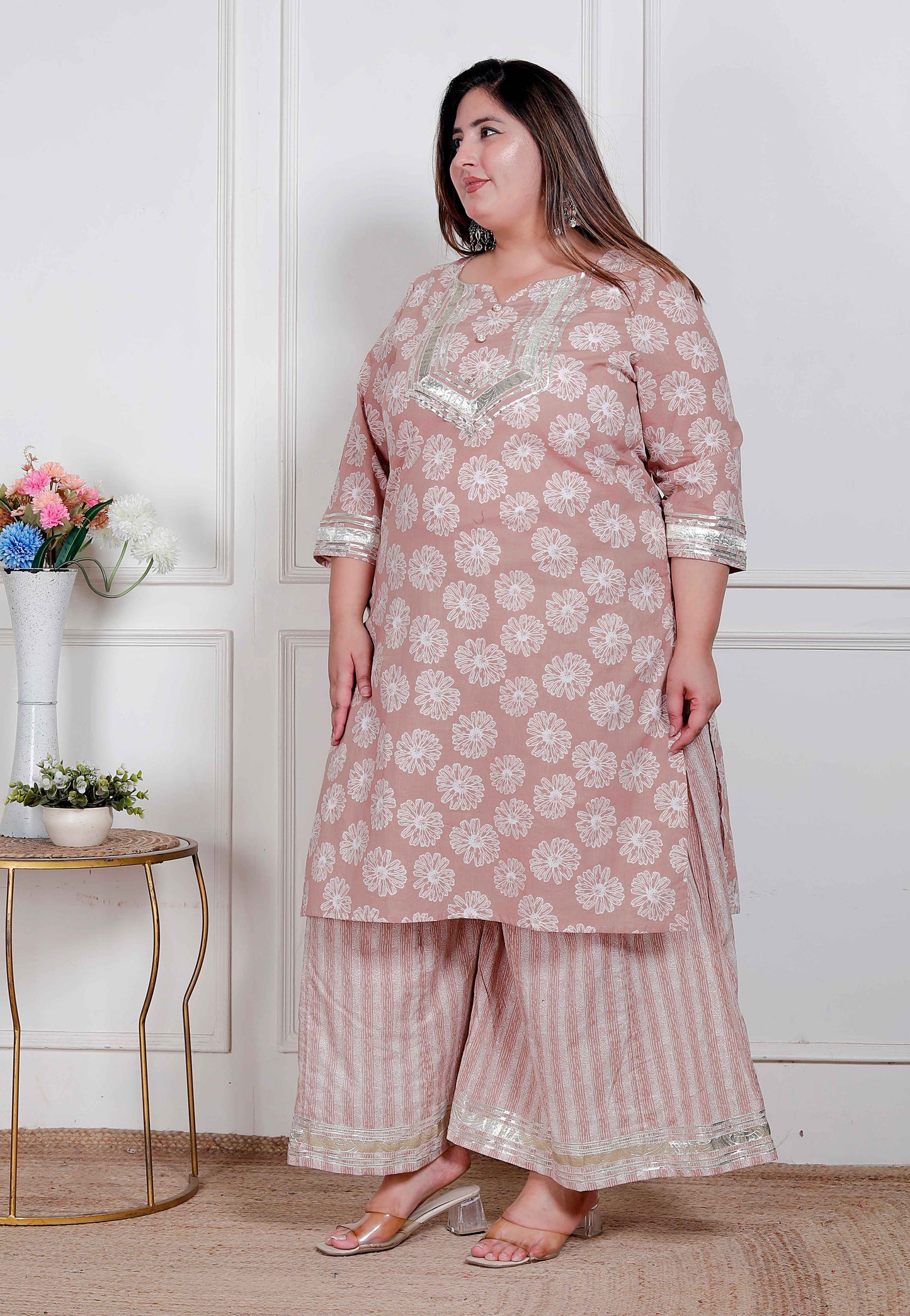 Miravan plus size Women Brown Floral Printed Straight Ethnic Kurta with Palazzo