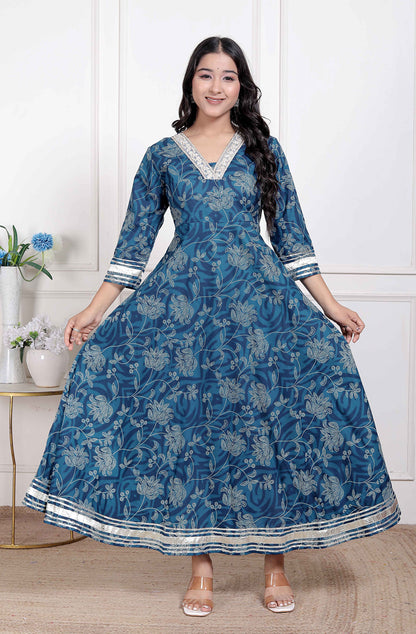 Miravan Women's Blue cotton Embroidered Neck Anarkali Kurta