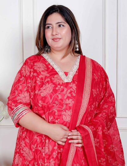 Miravan Plus Size Women's red Embroidered Anarkali Kurta and Dupatta 