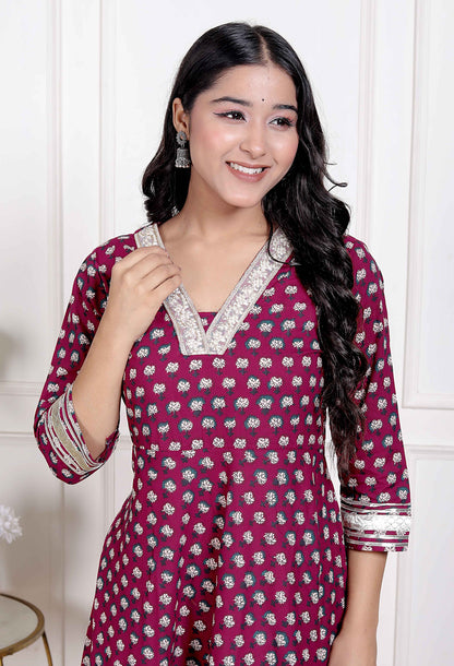 Miravan Women Maroon Floral Print Soft Cotton embroidered Anarkali Kurta