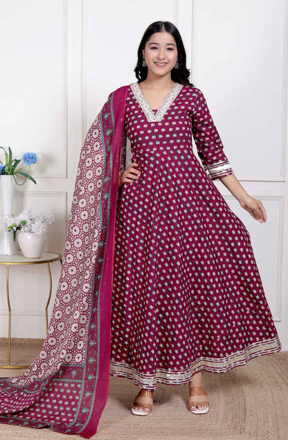 Miravan Women's Maroon embroidered Anarkali Kurta and Dupatta