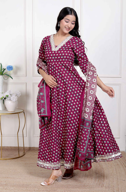 Miravan Women's Maroon embroidered Anarkali Kurta and Dupatta