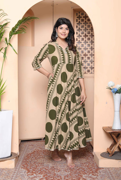 Miravan Womens Green Cotton Anarkali Kurta