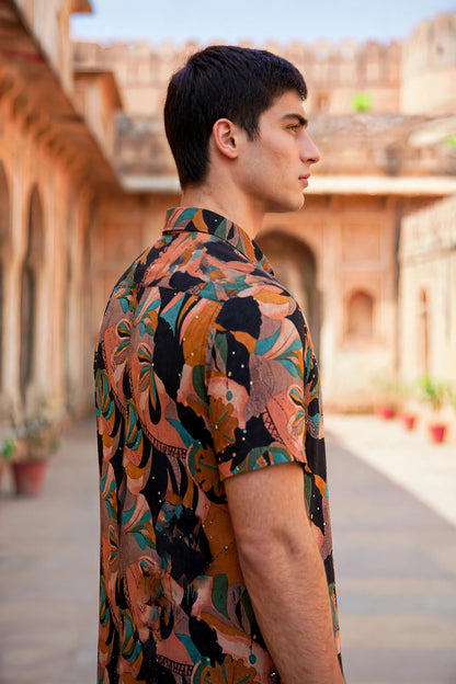 Miravan Men Orange Floral Printed  Half Sleeves  Cotton Shirt