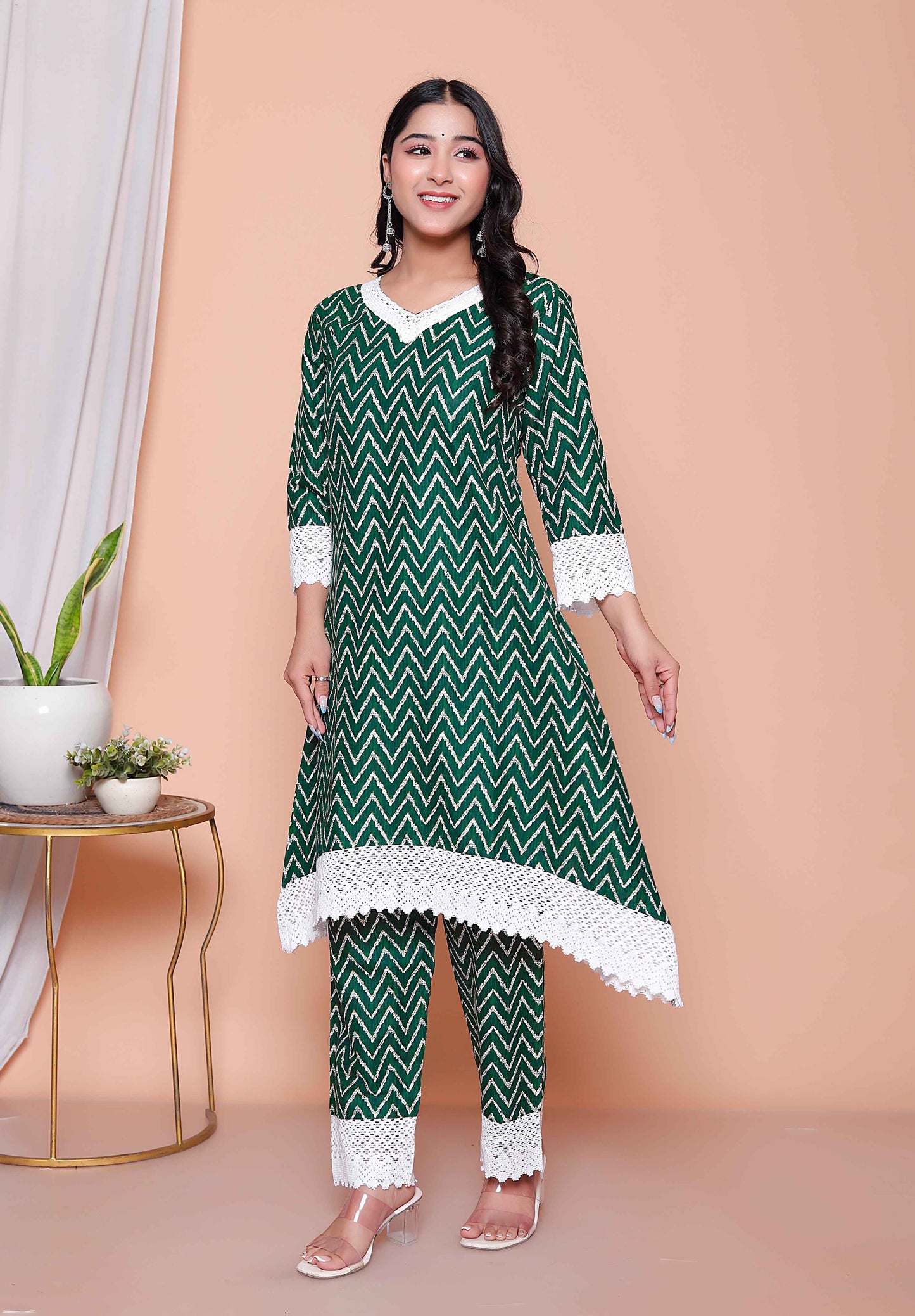 Miravan Womens Green Rayon Zigzag Print CO-ORD Set