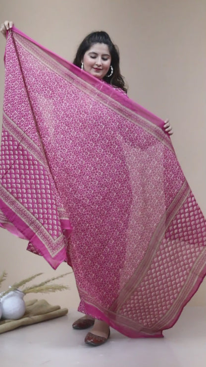Women'S Plus Size Pink Straight Floral Printed Kurta & Palazzo With Dupatta Set - Miravan