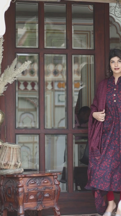 Women's Maroon Pure Floral Printed Anarkali Kurta With Gold Print Dupatta - Miravan