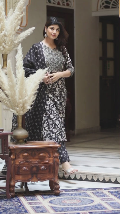 Women's Black Floral Printed Kurta Palazzo With Dupatta Set - Miravan